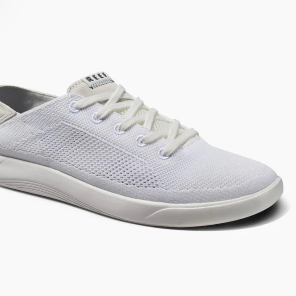 NIB Reef Classic White Sneakers